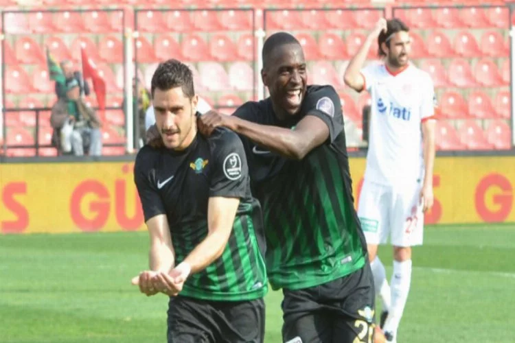 Antalya'ya Akhisar çarptı... 3-0