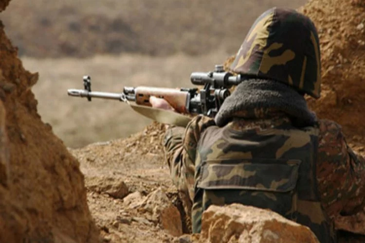Azerbaycan, Ermenistan ordusuna ait ateş noktasını imha etti