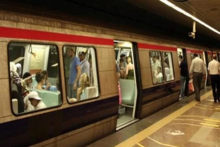 Metroda vatandaşları kızdıran olay