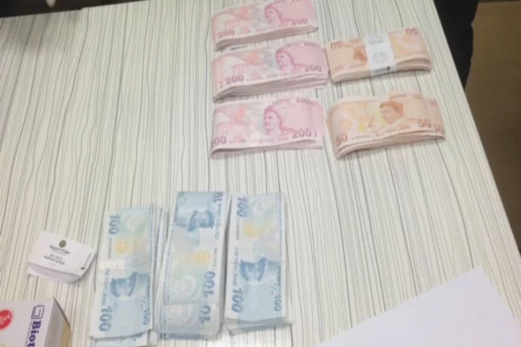 Bursa'da içi sahte para dolu çanta bulundu