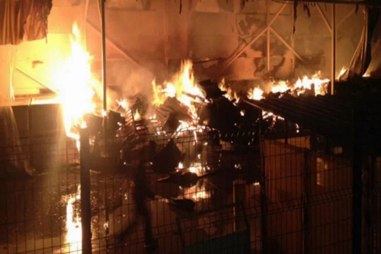 Kocaeli'de Ho Won otomotiv fabrikasında korkutan yangın