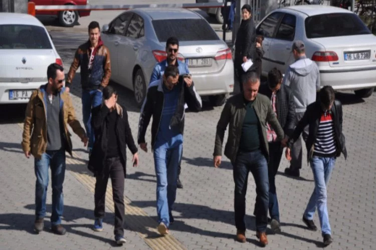 Bursa'da evdeki 'bonzai' partisi karakolda bitti