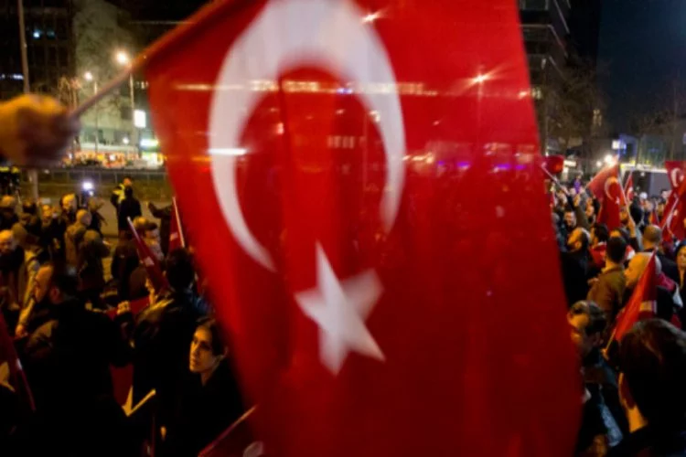 The Times: Türk bakanları yasaklayan ülkeler ikiyüzlü