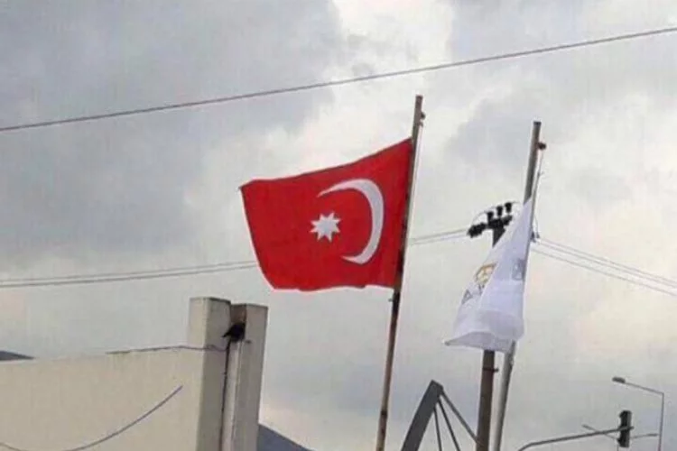 Bursa'da bayrak krizi! Sosyal medya karıştı...