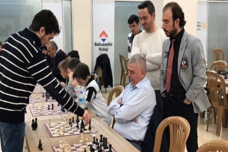 Rotary'den satranç turnuvası