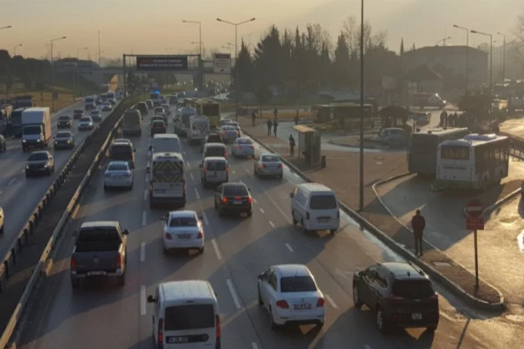 Bursa'daki trafik keşmekeşine son! Acemler'de 1 yıl içerisinde...