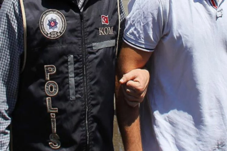 Bursa'da ihraç edilen polislere FETÖ operasyonu