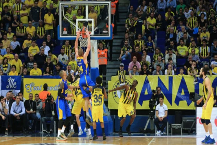 Fenerbahçe son saniyede yıkıldı