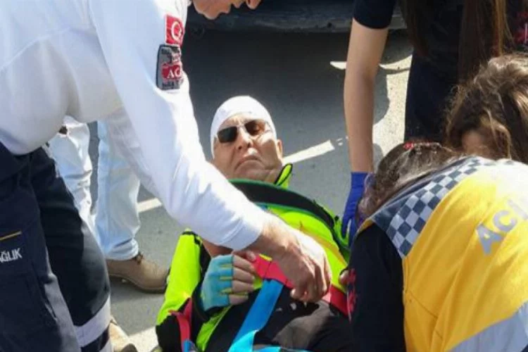 Bursa'da motosikletin çarptığı bisikletli yaralandı