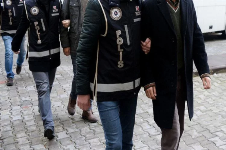 Bursa'da FETÖ operasyonu Öğretmen,asker, hemşire...