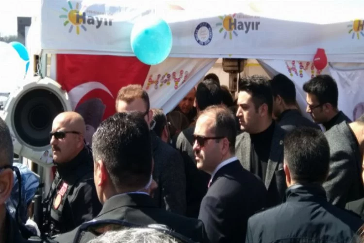 Erdoğan'dan 'Hayır' çadırına sürpriz ziyaret