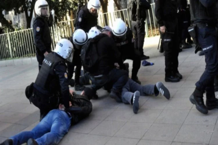 İstanbul Üniversitesi karıştı! Gözaltılar var