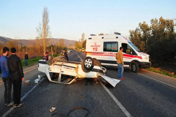Bursa'da feci kaza! Takla atıp ters döndü