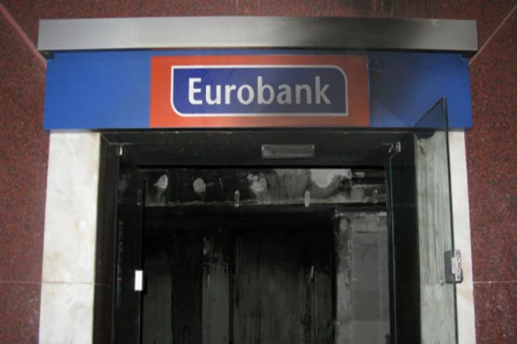 Banka şubesinde patlama!