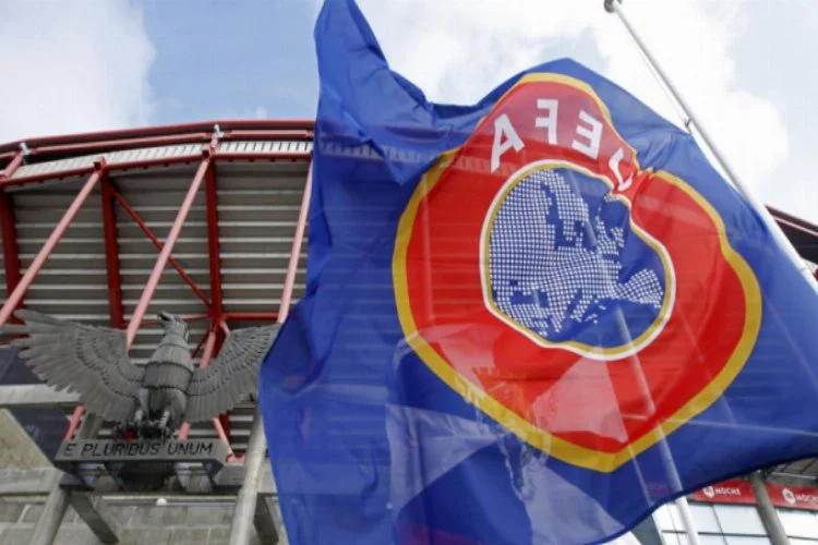 UEFA'dan iki Türk takımına kötü haber