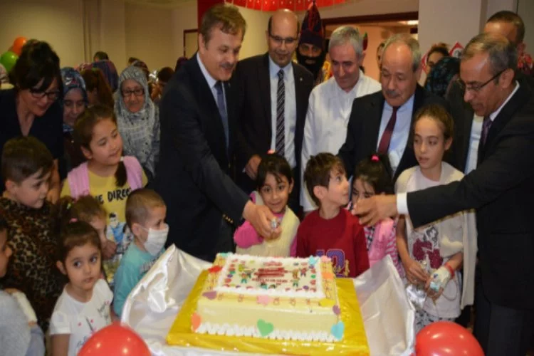 Bursa'da 23 Nisan'ı hastanede kutladılar