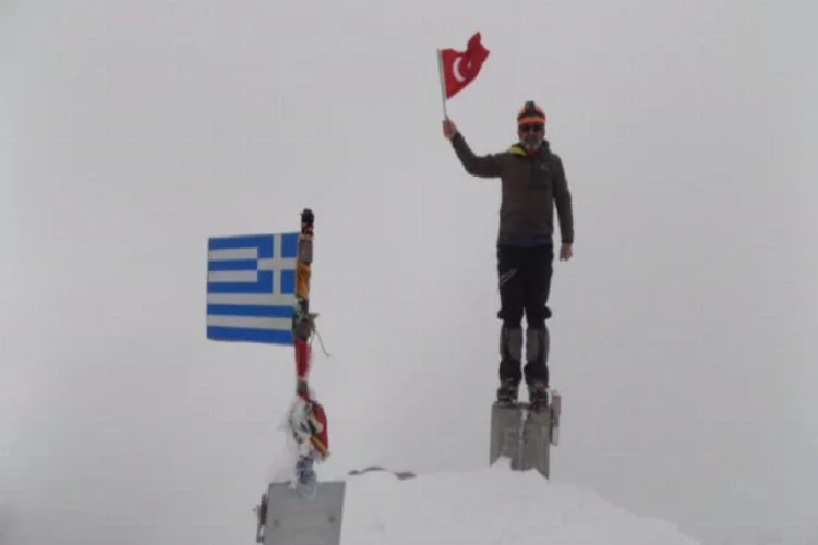 Bursalı dağcılar Yunanistan'da zirve yaptı