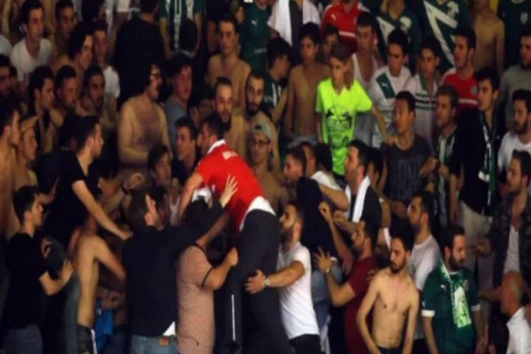 Bursaspor maçında kavga!