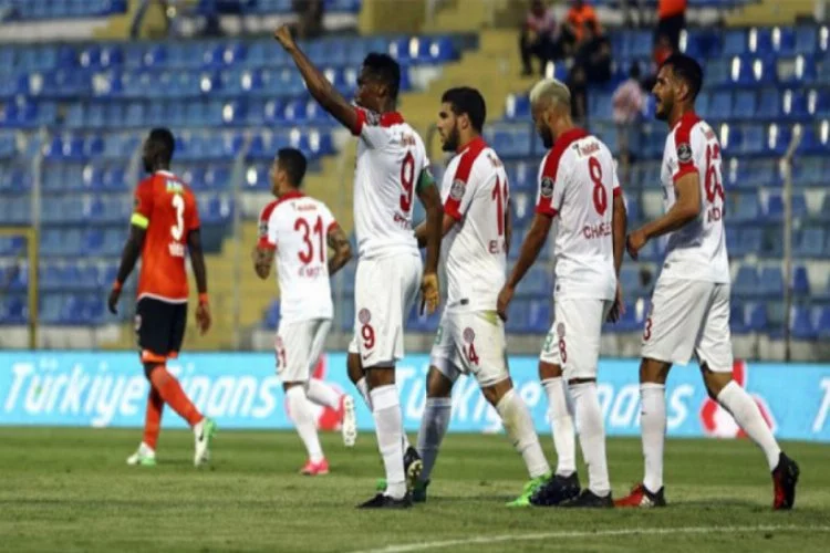 Antalyaspor, Adanaspor'u dağıttı