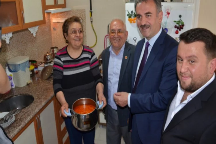 Bursa'da doğalgazda pişen ilk yemek muhtardan