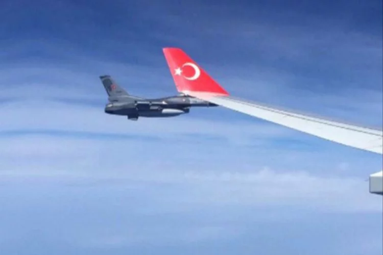 F-16'lar Erdoğan'ın uçağını bir an olsun bırakmadı