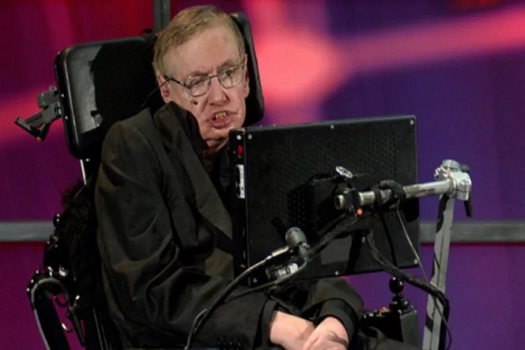 Stephen Hawking'den korkutan açıklama