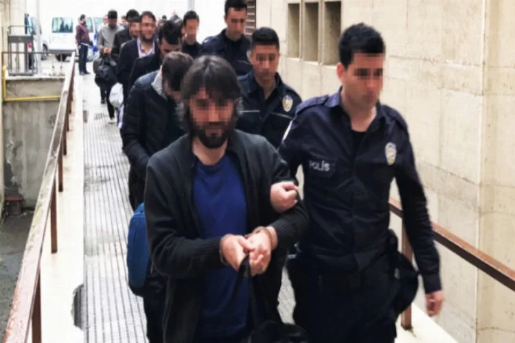Bursa'da FETÖ operasyonunda 19 tutuklama