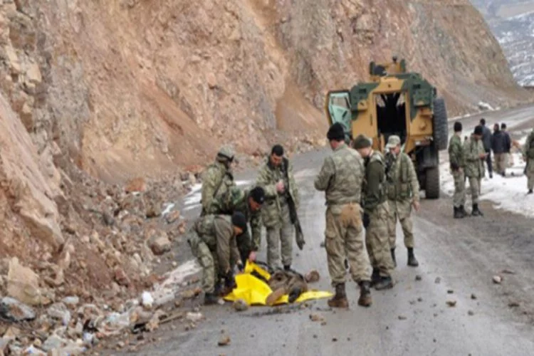 Hakkari'de 5 PKK'lı terörist öldürüldü