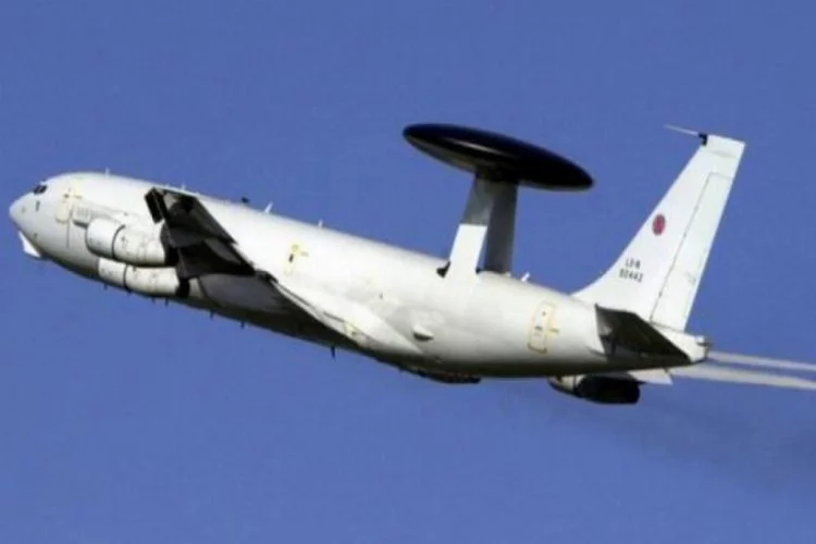 Almanya İncirlik krizinde AWACS'ları gündeme getirdi