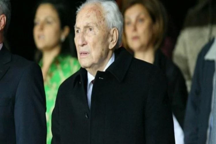 Galatasaray'ın efsane başkanı hayatını kaybetti