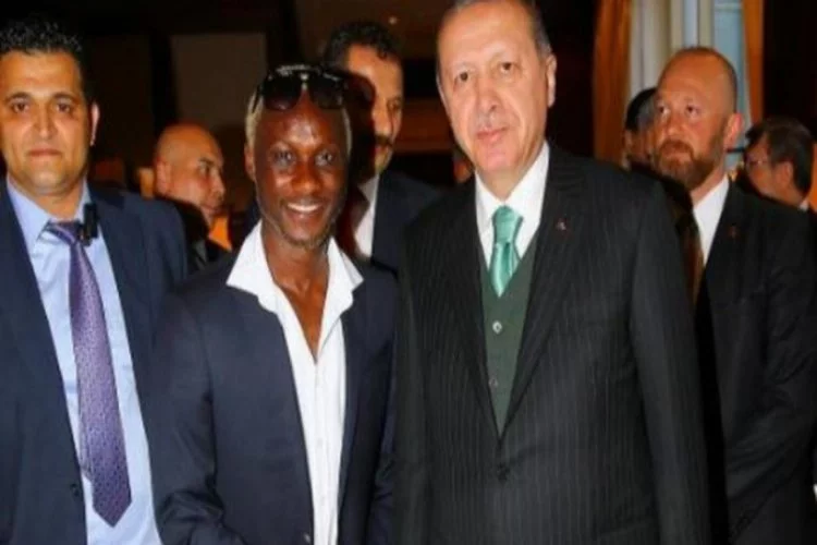 Erdoğan'ı Brüksel'de ünlü futbolcu karşıladı