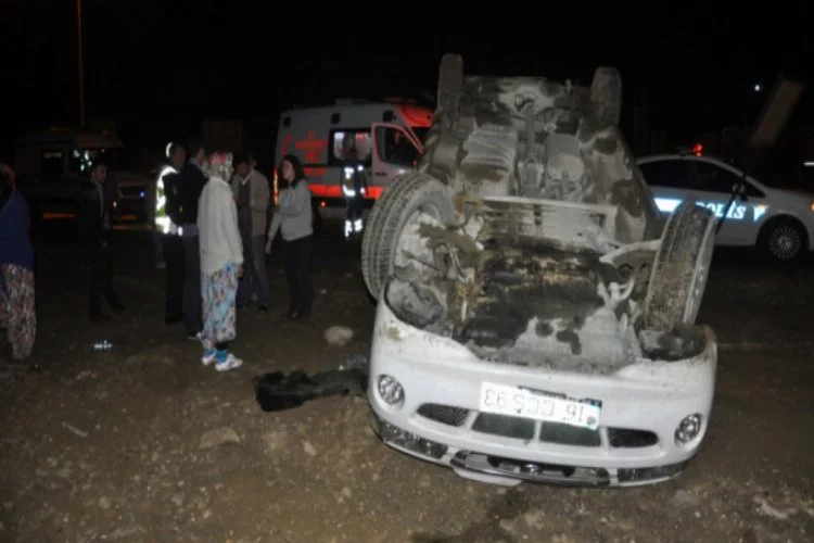 Bursa'da iftar dönüşü kaza! Yaralılar var