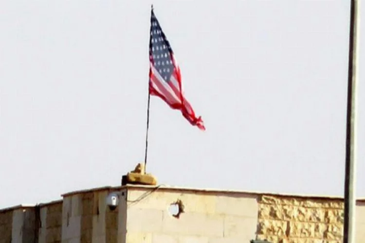 PYD "karargahı"na ikinci ABD bayrağı asıldı