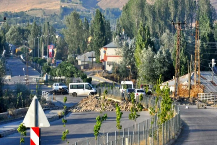 Şırnak'ta tabura roketatarlı saldırı