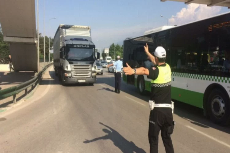 Bursa'da kural tanımaz sürücülere ceza yağdı