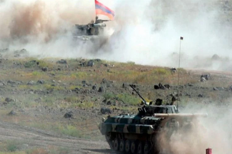 Ermenistan-Azerbaycan hattında sıcak çatışma!