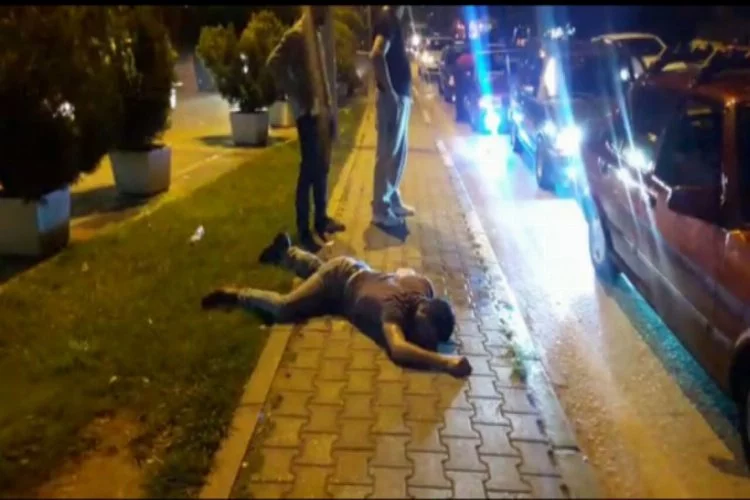 Bursa'da cadde ortasında uyuşturucu komasına girdi