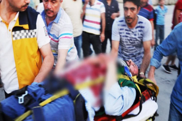 Bursa'da korkunç kaza! Kırılan ayna göğsüne saplandı