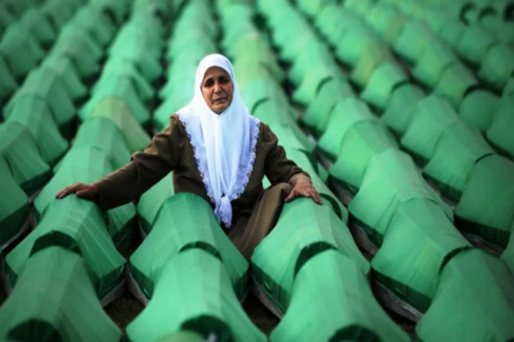 Hollanda mahkemesinden "Srebrenitsa" kararı
