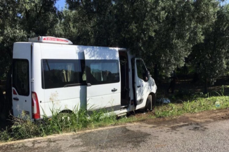 Bursa'da yolcu minibüsü kaza yaptı... Yaralılar var