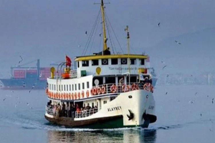 İzmir'de deniz ulaşımını durduran grev