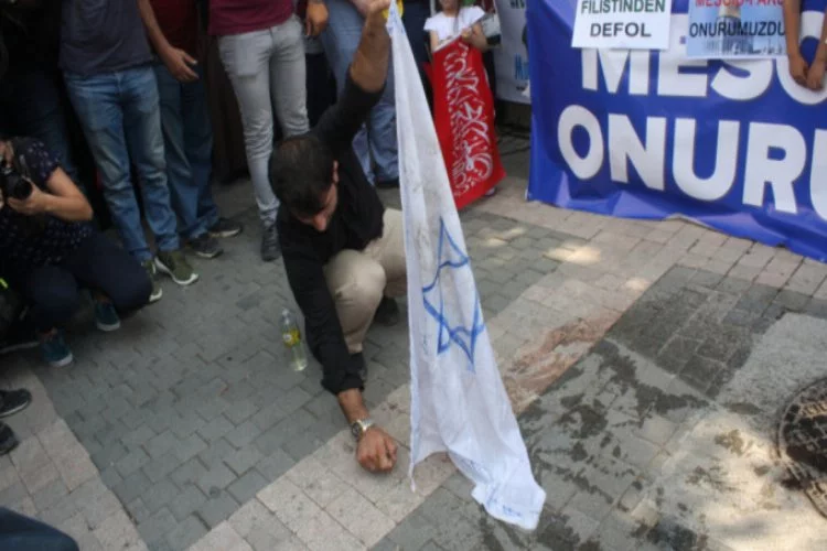 İsrail'in Kudüs kuşatması Bursa'da protesto edildi