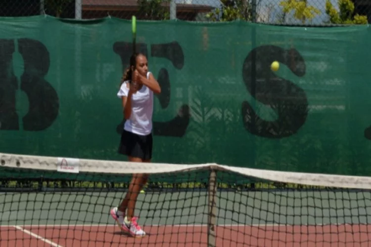 Tenisin kalbi Bursa'da attı
