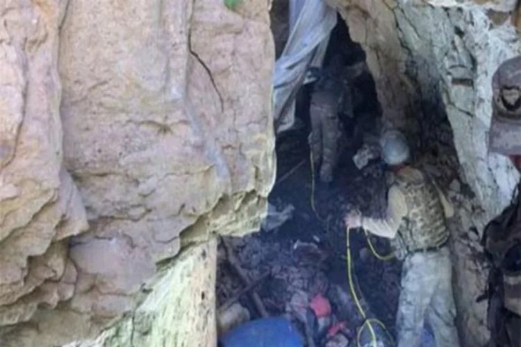 Teröristler taş kırıcı makinelerle kazdıkları mağarada öldürüldü
