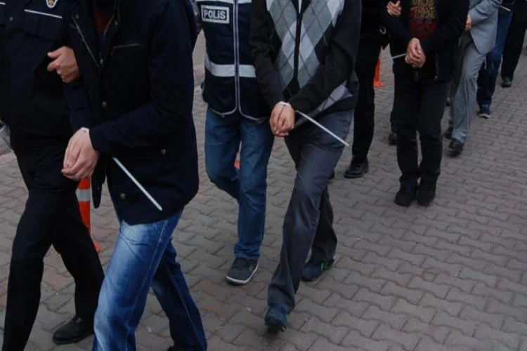 Bursa'da FETÖ operasyonu.. 10 gözaltı