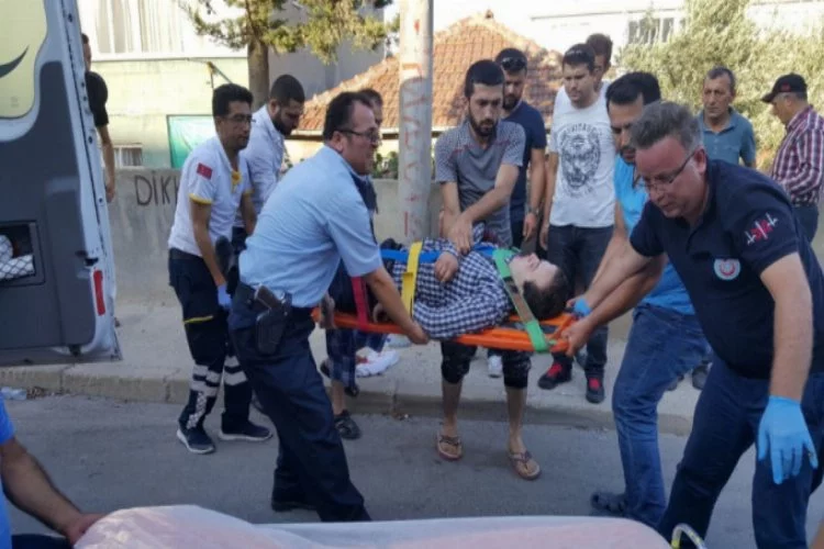 Bursa'da feci kaza! Motosikletle beton direğe çarptı