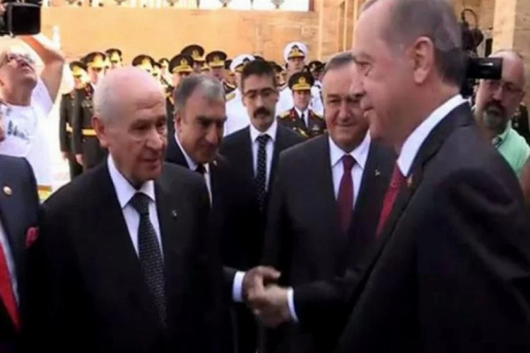Erdoğan ile Bahçeli'nin sıcak sohbeti