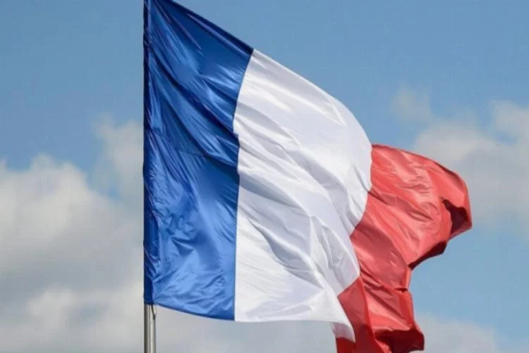 Fransa, Katar'a uygulanan ambargo için harekete geçti