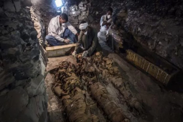 3500 yıllık kuyumcunun mezarı keşfedildi