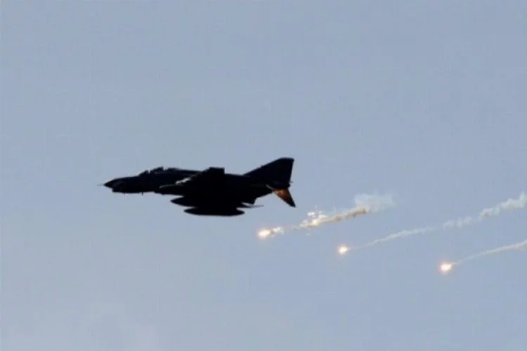 Rusya'dan Suriye'ye hava saldırısı: 34 ölü
